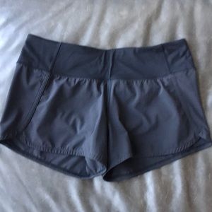 Lululemon “run times short” size 8
